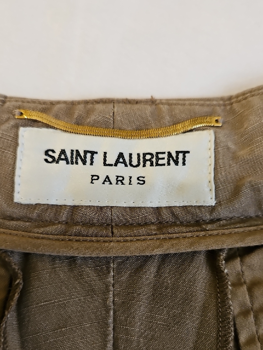 Saint Laurent Pleated High-Waist Cuffed Shorts in Taupe - Picture 4 of 9